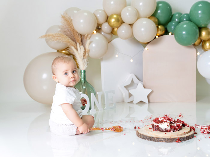 Sesión de fotos de cumpleaños smash cake en La Sagra, Toledo.