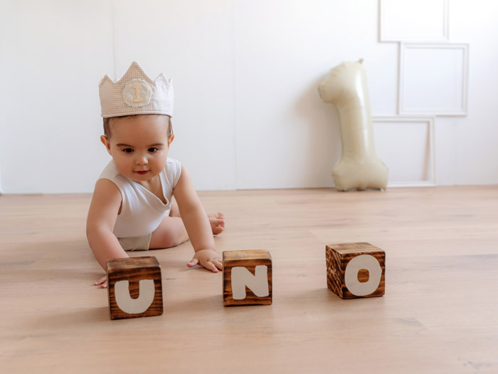 Sesión de fotos de cumpleaños smash cake en La Sagra, Toledo.